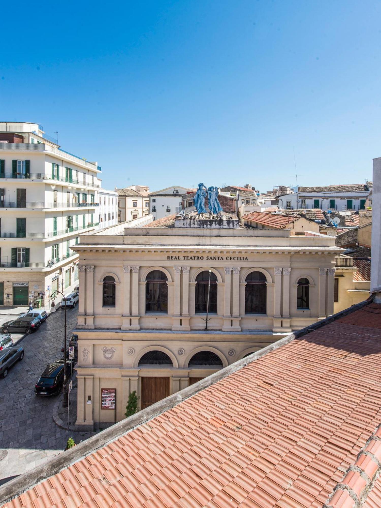 Santa Cecilia Apartment By Wonderful Italy Palermo Bagian luar foto